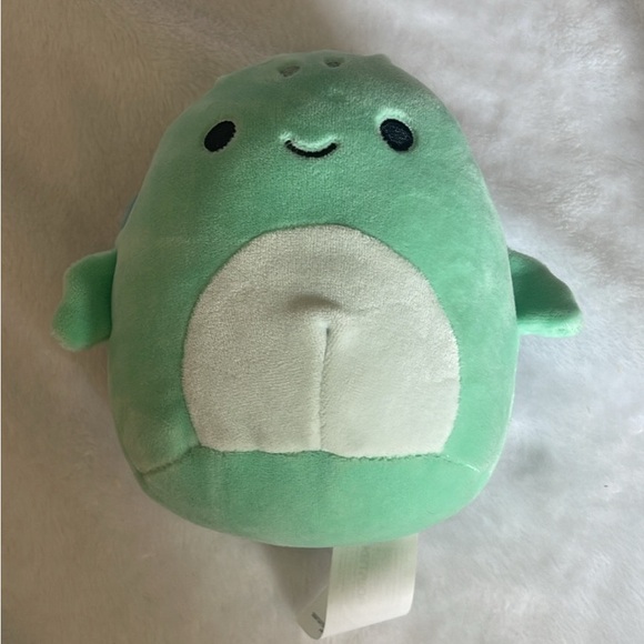 Bundle of 8 6” squishmellows :) Sea themed - Picture 6 of 9